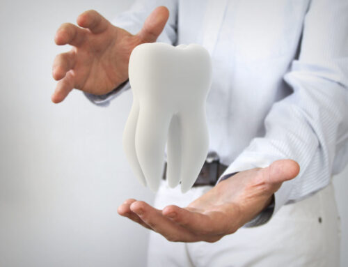 How to Choose a Dental Implant Specialist?
